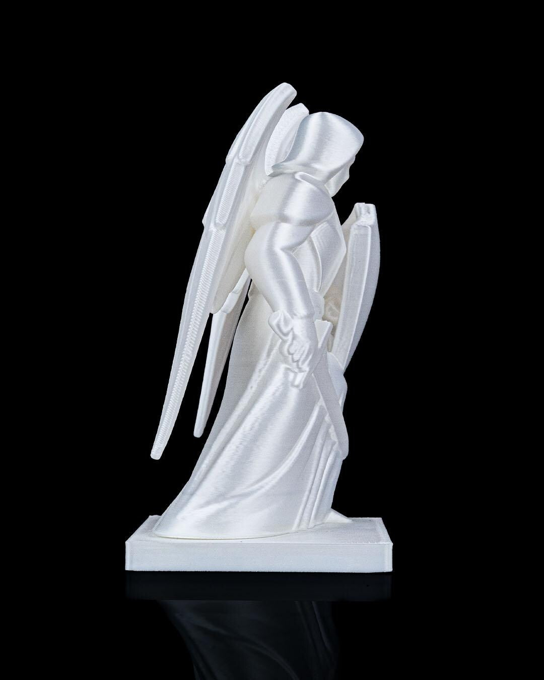 Archangel Michael Statue – Angel Figurine with Sword & Shield, Spiritual Home Décor