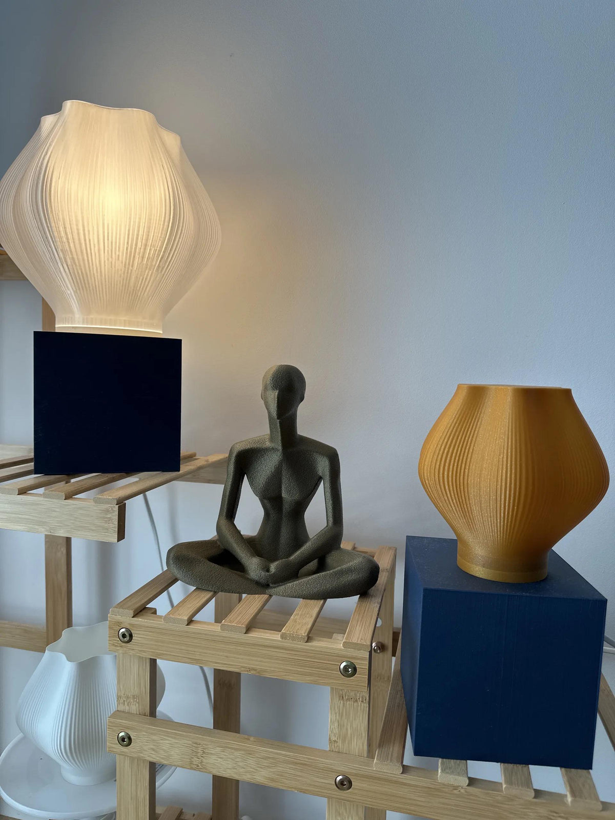 3D Printed Meditative Monk Figurine – Zen Home Decor, Minimalist Sculpture, Spiritual Gift