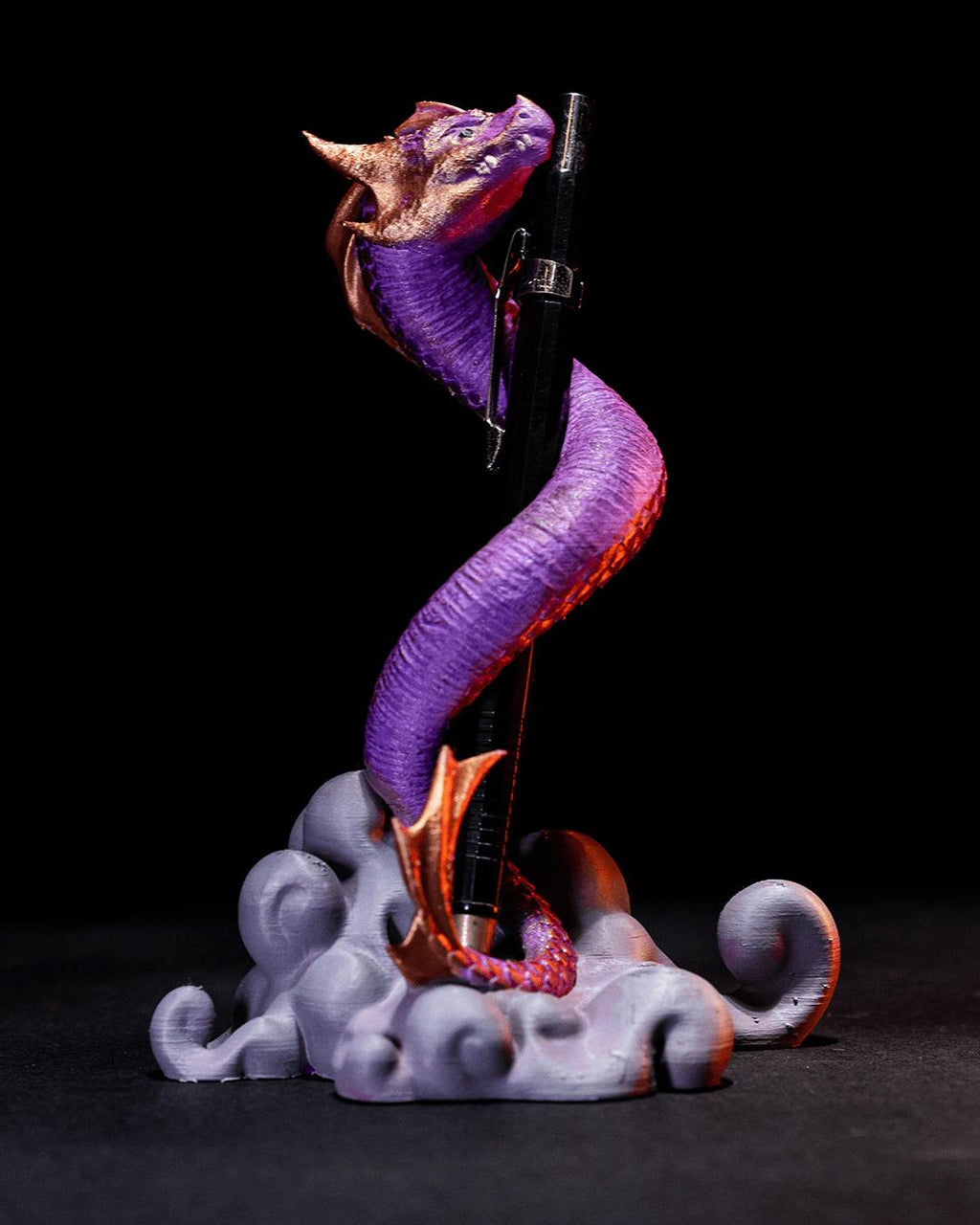 Dragon Pen Holder – Fantasy-Themed Desk Organizer
