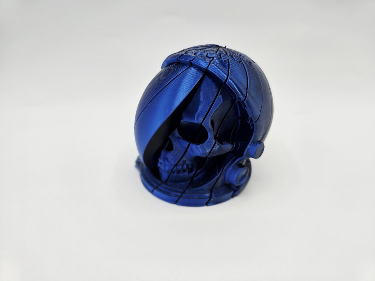 Astronaut Skull Fidget Toy, 3D Printed Space Skull Twist Fidget, Stress Relief for ADHD Anxiety, Cool Space Desk Gift