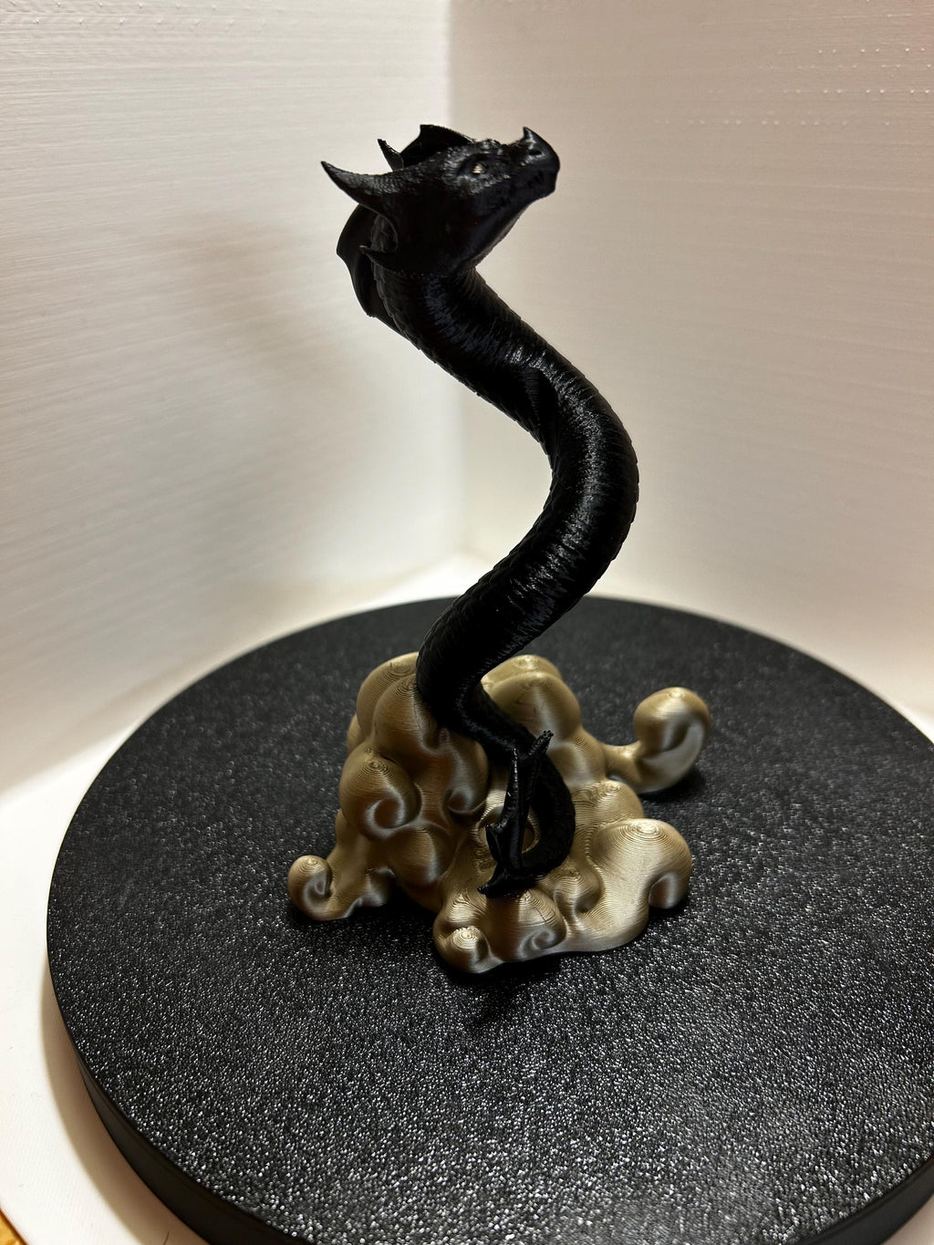 Dragon Pen Holder – Fantasy-Themed Desk Organizer